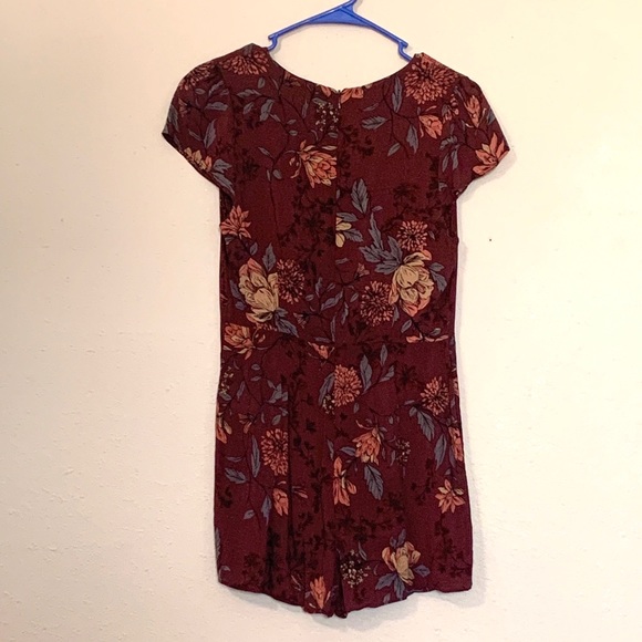 Burgundy Floral Romper - Picture 2 of 4